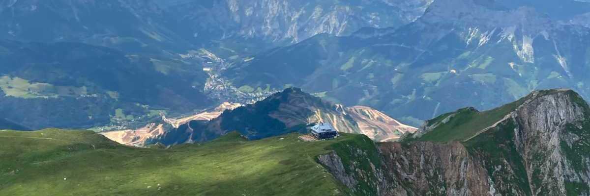 Verortung via Georeferenzierung der Kamera: Aufgenommen in der Nähe von Hafning bei Trofaiach, Österreich in 2300 Meter